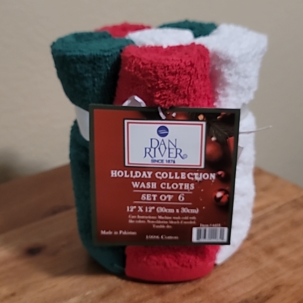 Wash Cloths.  Holiday themed  Pack of 6